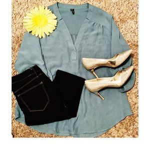 🦋Maurice’s shirt blue blouse